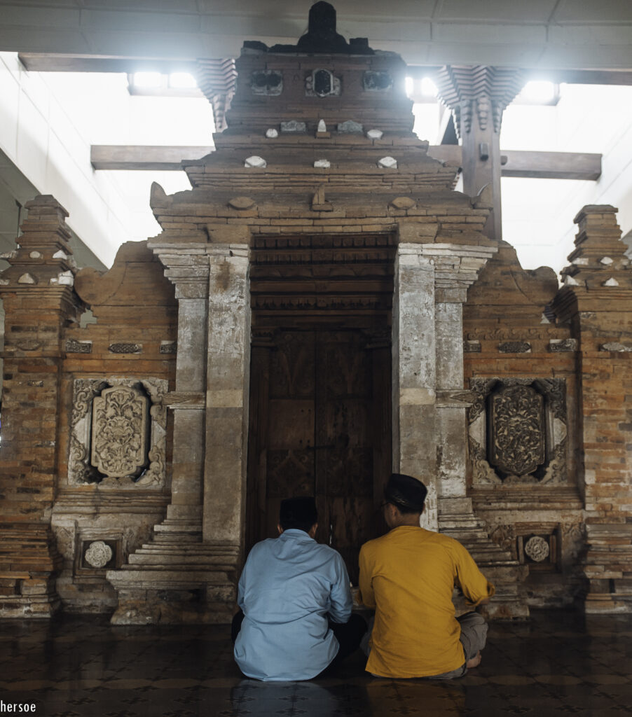 Berlindung pada Kesucian