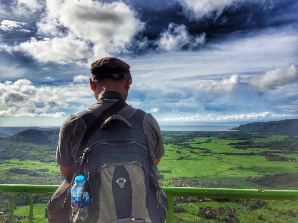 Musuhku Diriku Sendiri